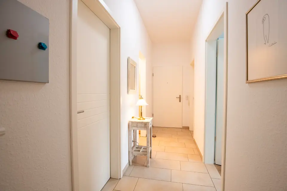 2 Zimmer Wohnung mit 70 m² in Leer – Bild 3