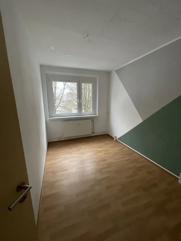 4 Zimmer Wohnung mit 79 m² in Suhl – Bild 9