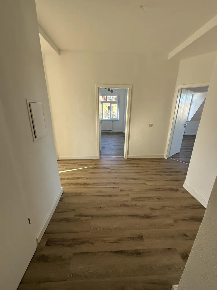 3 Zimmer Wohnung mit 70 m² in Dresden – Bild 3