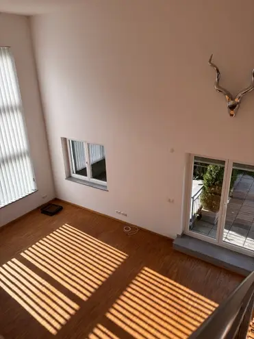 2 Zimmer Wohnung mit 108 m² in München – Bild 7