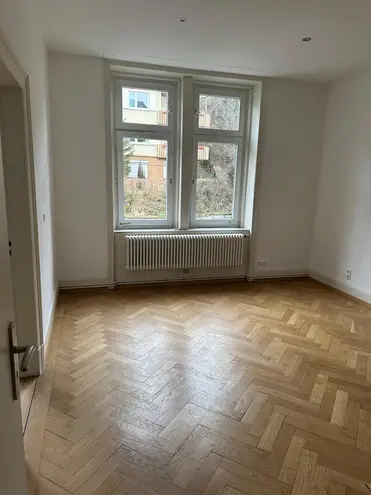 4 Zimmer Wohnung mit 131 m² in Stuttgart – Bild 2