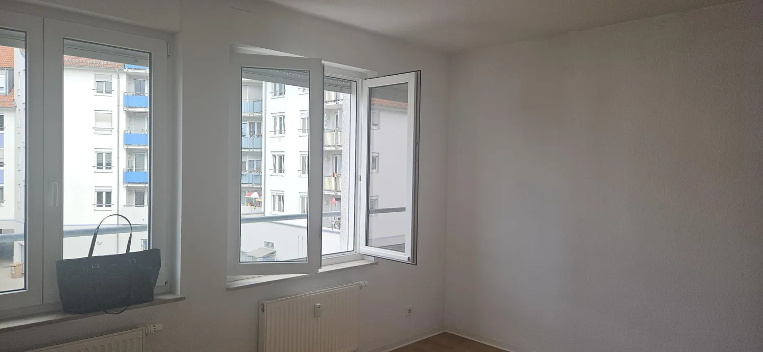 1 Zimmer Wohnung mit 27 m² in Halle (Saale) – Bild 2