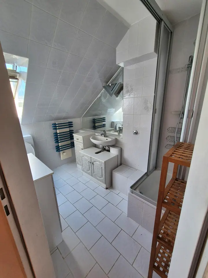 WG-Zimmer mit 42 m² in Bergisch Gladbach – Bild 8