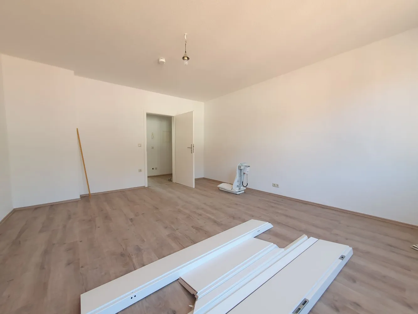 4 Zimmer Wohnung mit 119 m² in Eisenach – Bild 3