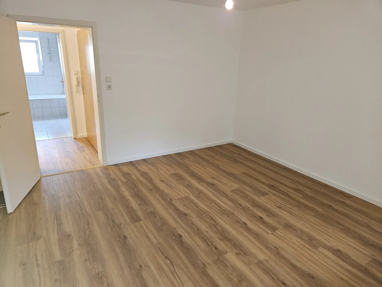 2 Zimmer Wohnung mit 54 m² in Böblingen – Bild 2