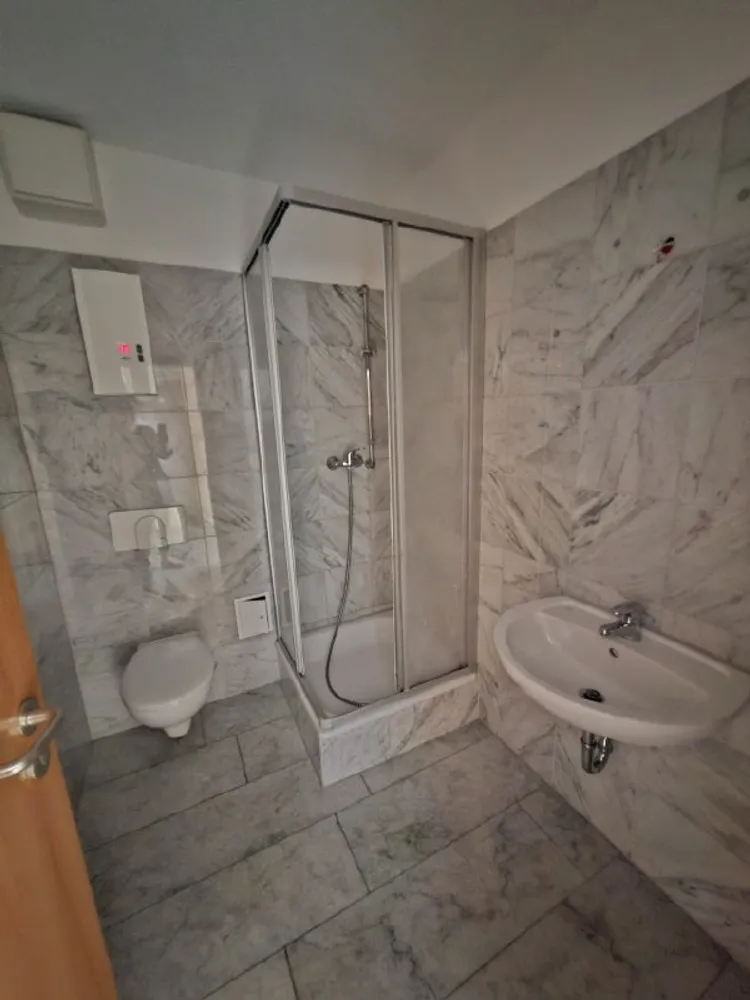 1 room apartment with 35 m² in Chemnitz – Photo 3