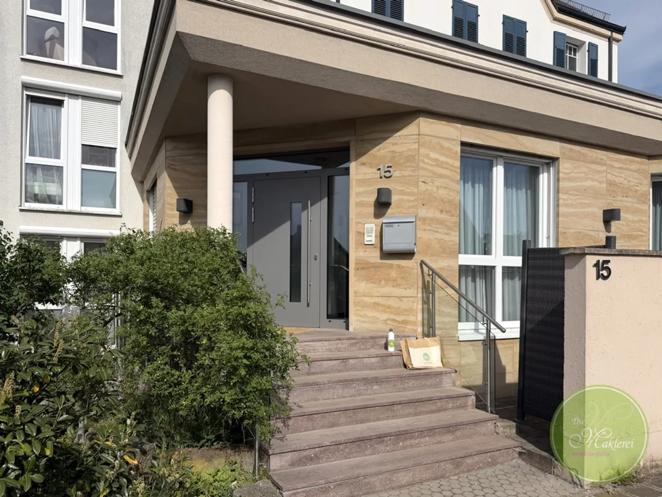 3 Zimmer Wohnung mit 93 m² in Nürnberg – Bild 2