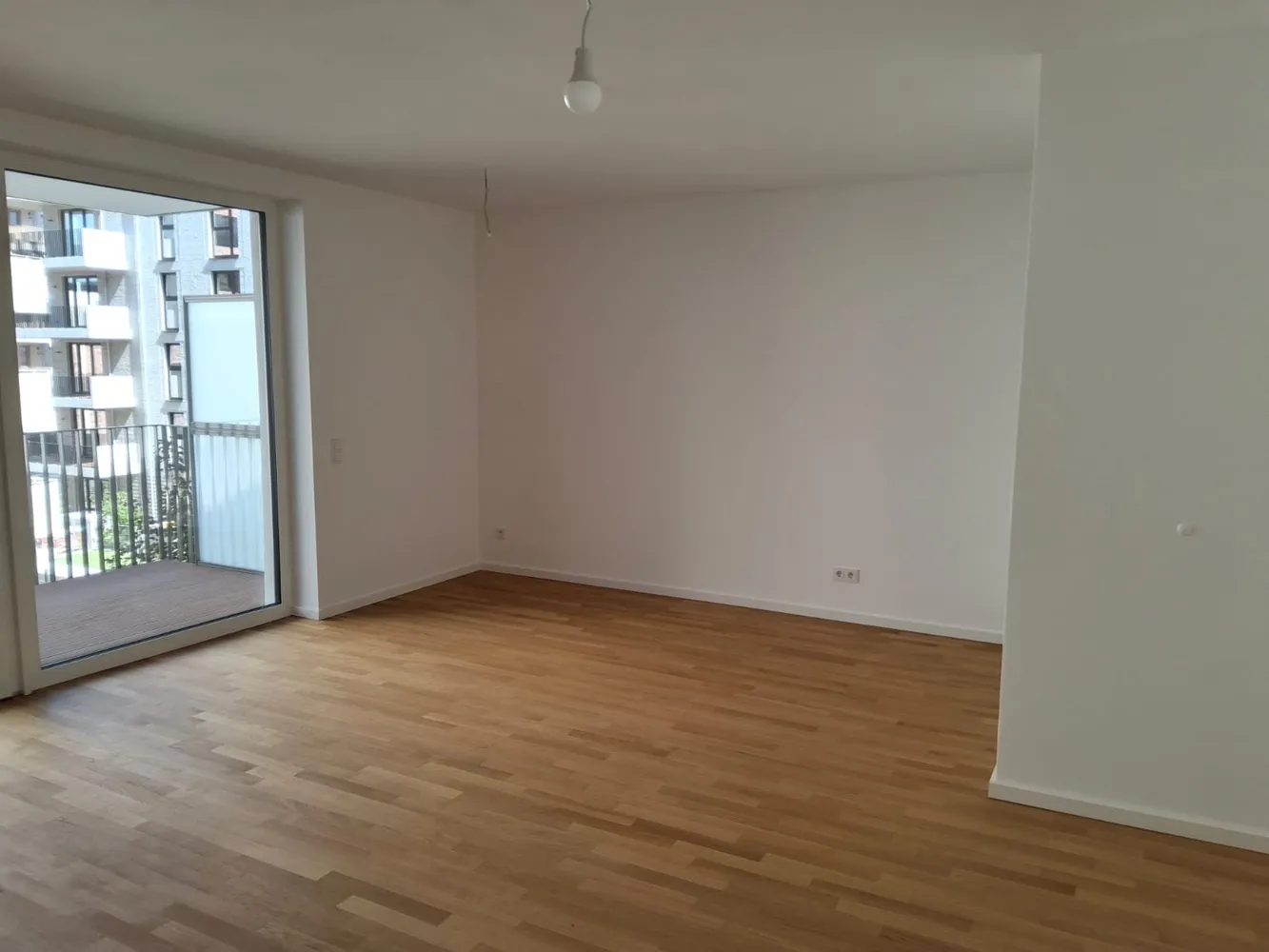 2 Zimmer Wohnung mit 62 m² in Hamburg – Bild 4