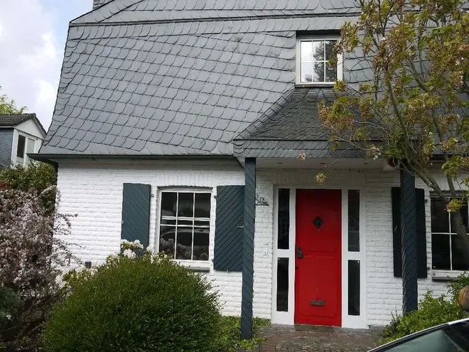 4 Zimmer Haus mit 110 m² in Düsseldorf – Bild 1
