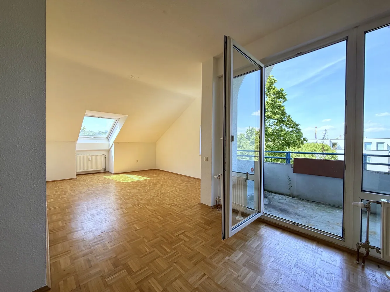 4 Zimmer Wohnung mit 75 m² in Aachen – Bild 2