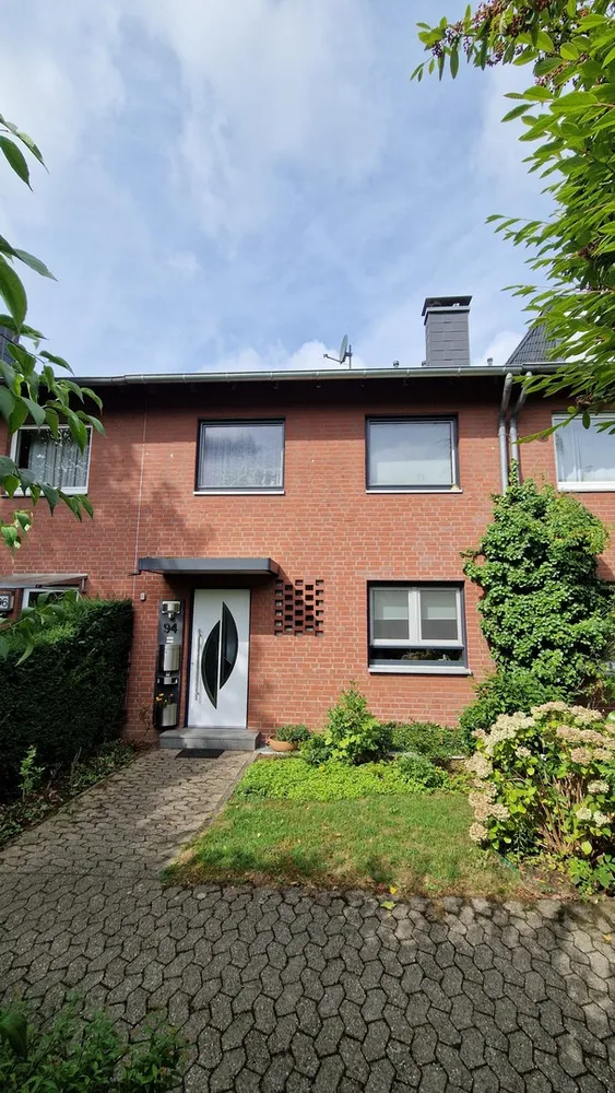 4 Zimmer Haus mit 120 m² in Düsseldorf – Bild 1