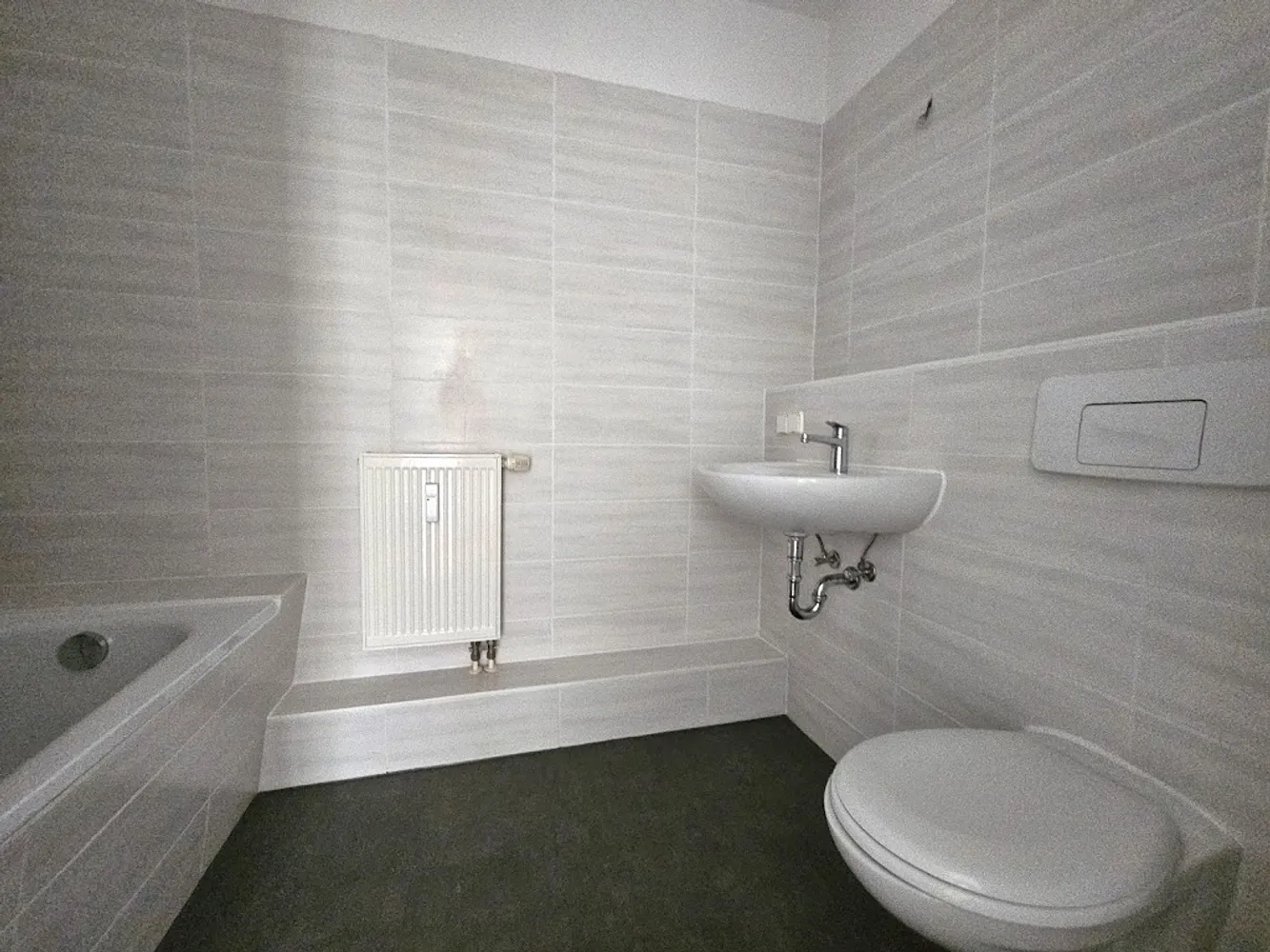 3 Zimmer Wohnung mit 68 m² in Halle (Saale) – Bild 2