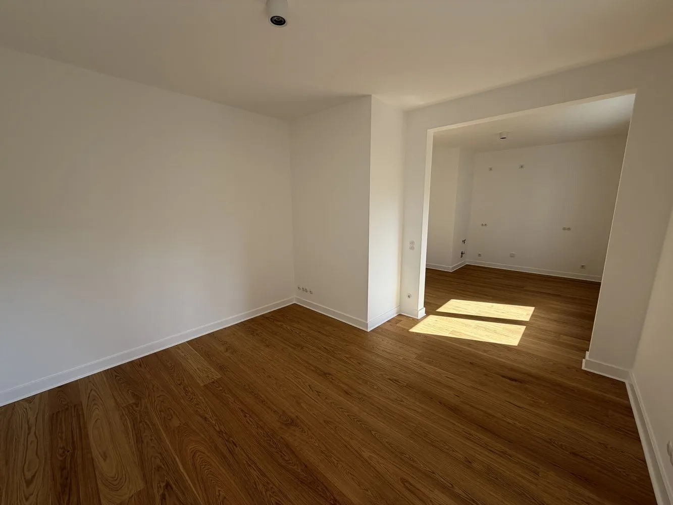 2 room apartment with 52 m² in Düsseldorf – Photo 2