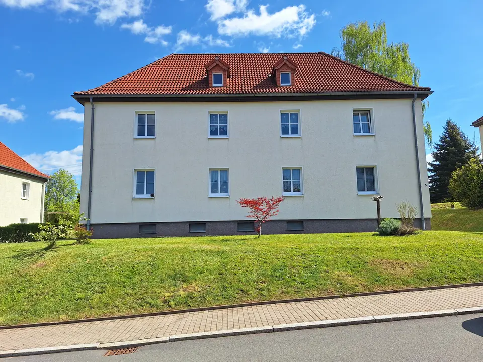2 Zimmer Wohnung mit 59 m² in Werdau – Bild 1
