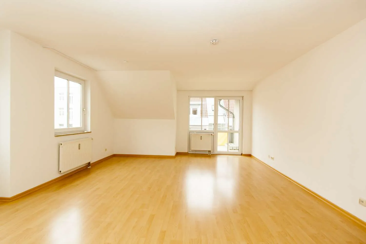 3 Zimmer Wohnung mit 77 m² in Eisenach – Bild 2