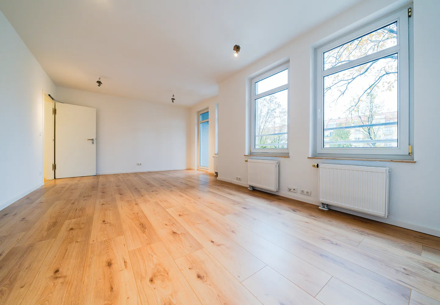 5 Zimmer Wohnung mit 180 m² in Dresden – Bild 3