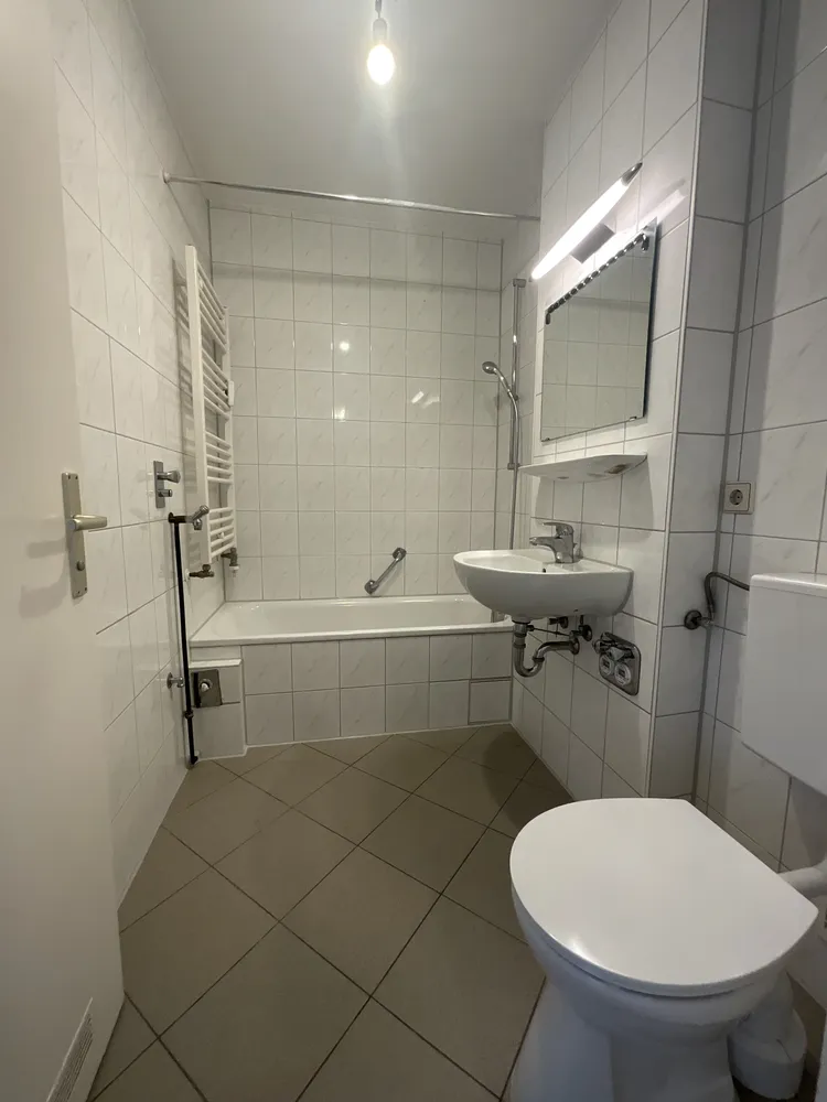 2 room apartment with 60 m² in Stuttgart – Photo 5
