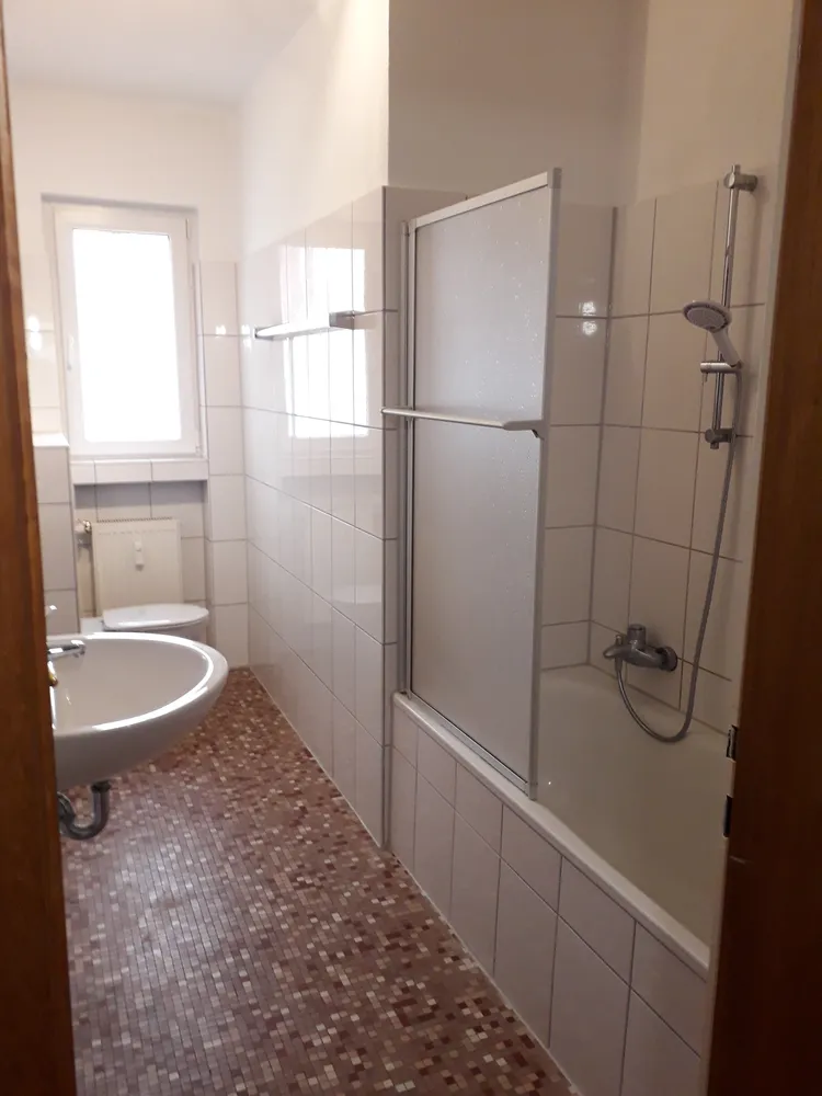4 Zimmer Wohnung mit 120 m² in Essen – Bild 2