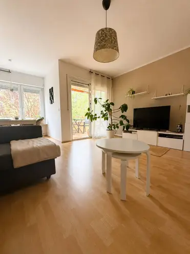 3 Zimmer Wohnung mit 82 m² in Wiesbaden – Bild 2