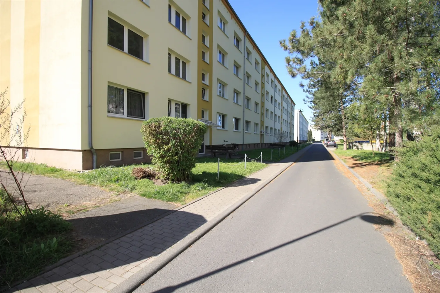 2 Zimmer Wohnung mit 47 m² in Borna – Bild 2