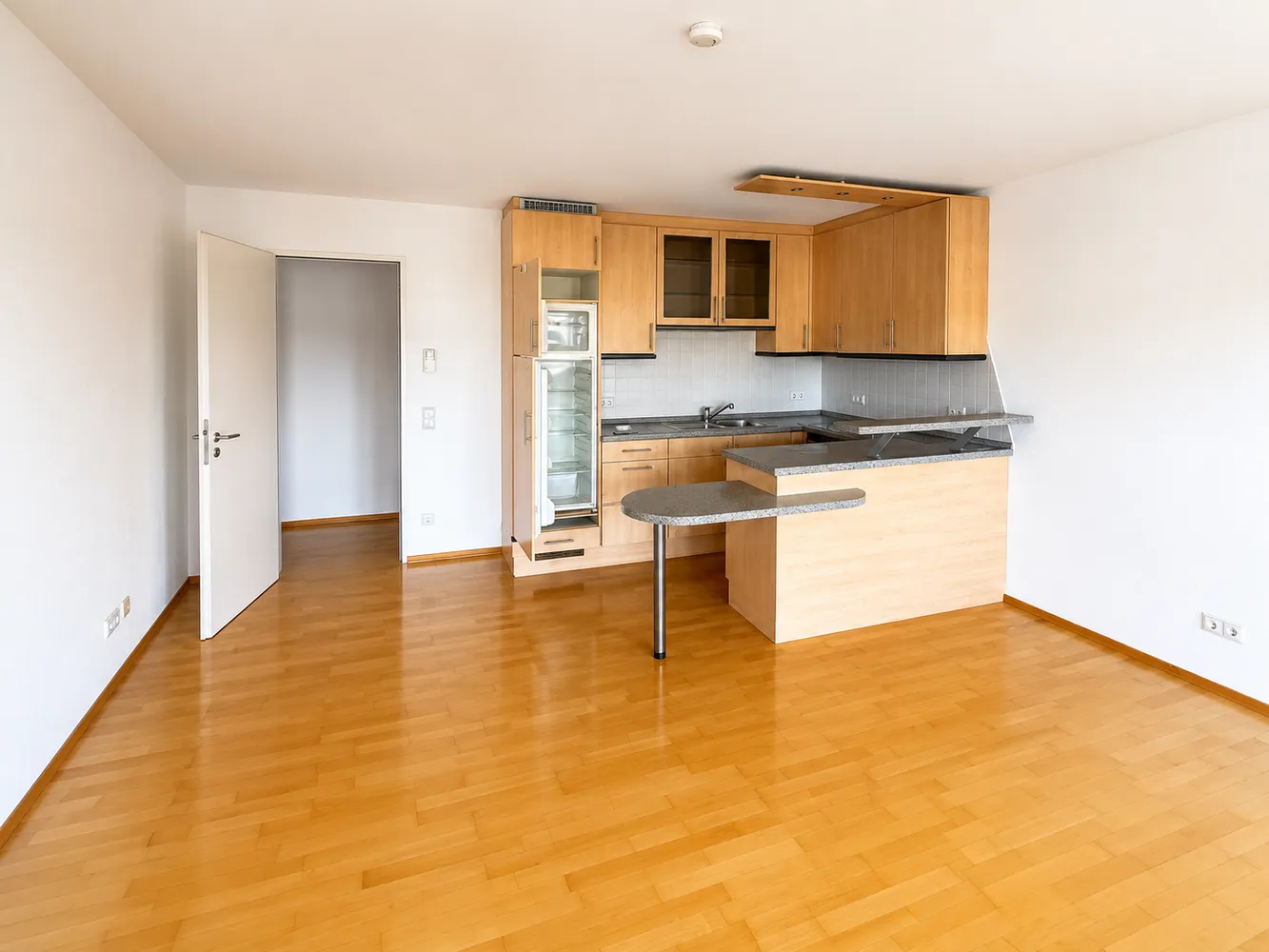 2 Zimmer Wohnung mit 63 m² in Frankfurt am Main – Bild 2