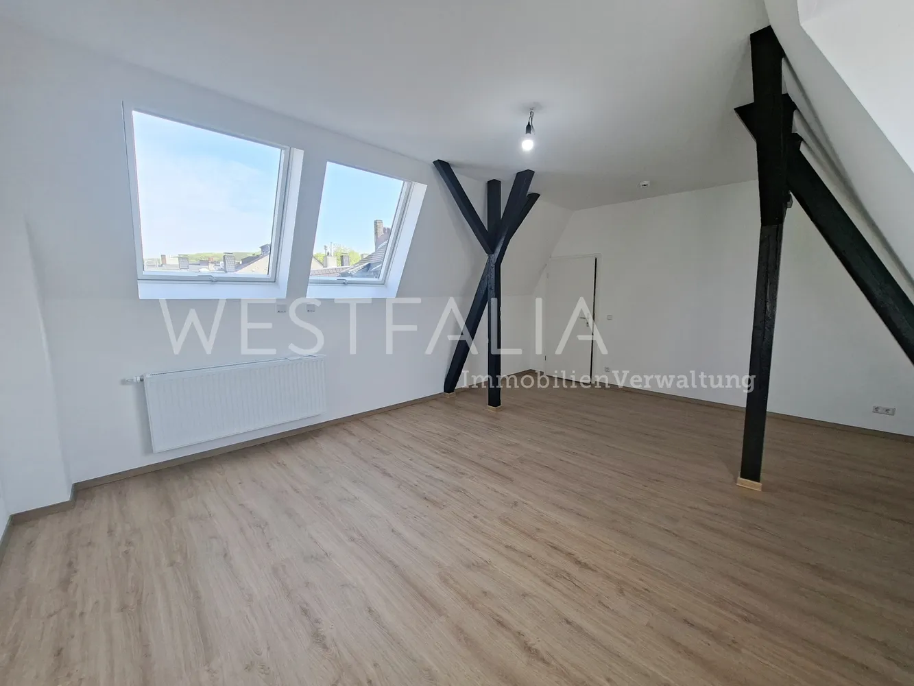4 Zimmer Wohnung mit 122 m² in Duisburg – Bild 2