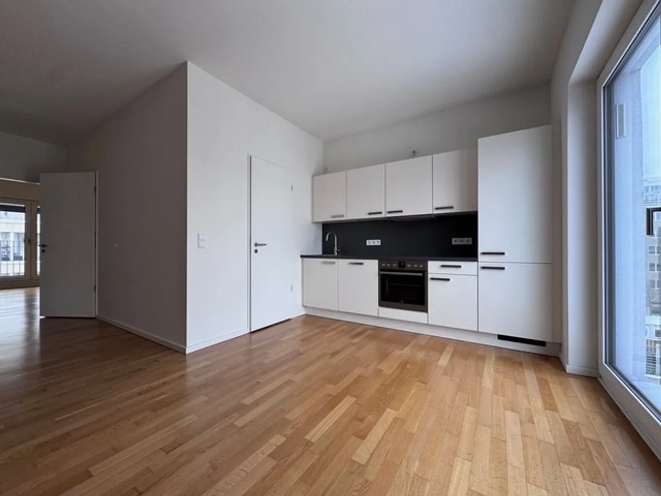 3 Zimmer Wohnung mit 101 m² in Berlin – Bild 3