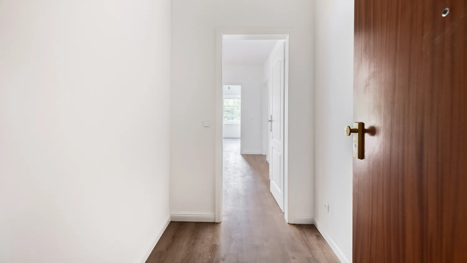 2 Zimmer Wohnung mit 73 m² in Lübeck – Bild 5