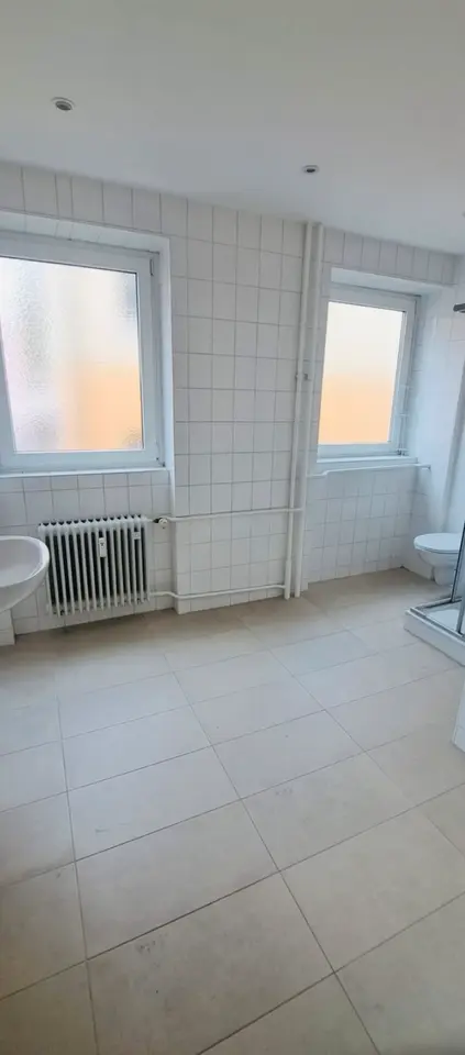 6 Zimmer Wohnung mit 165 m² in Suhl – Bild 6