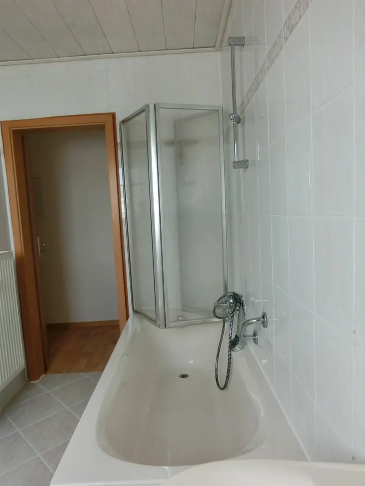 2 Zimmer Wohnung mit 60 m² in Altenburg – Bild 10