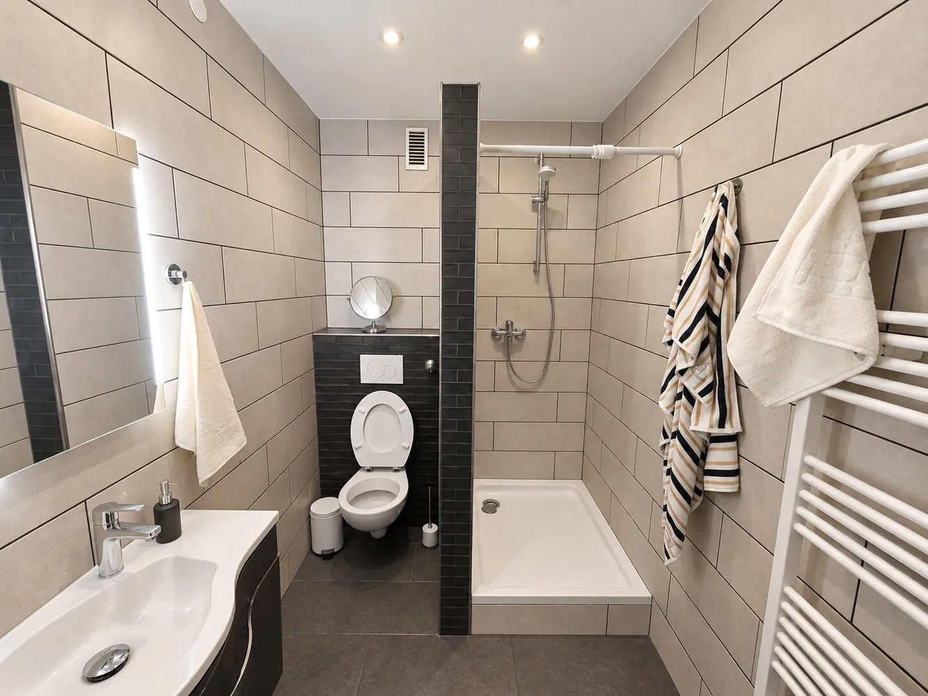 2 Zimmer Wohnung mit 54 m² in Köln – Bild 6