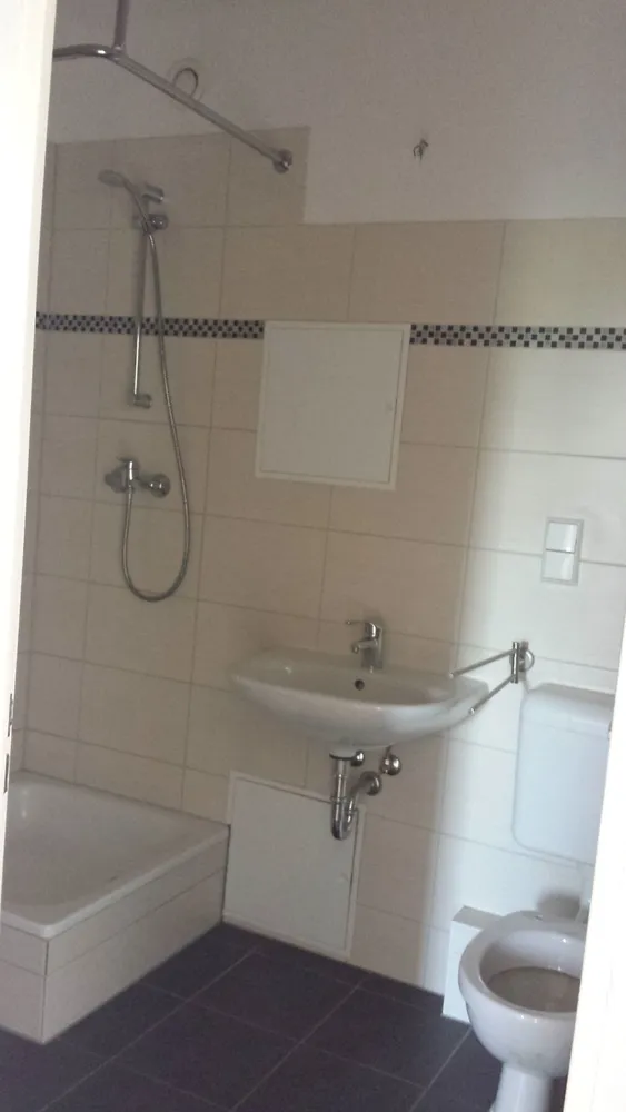4 Zimmer Wohnung mit 77 m² in Rostock – Bild 4