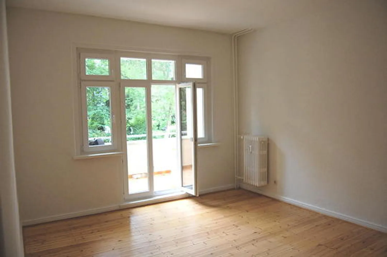4 room apartment with 90 m² in Berlin – Photo 3