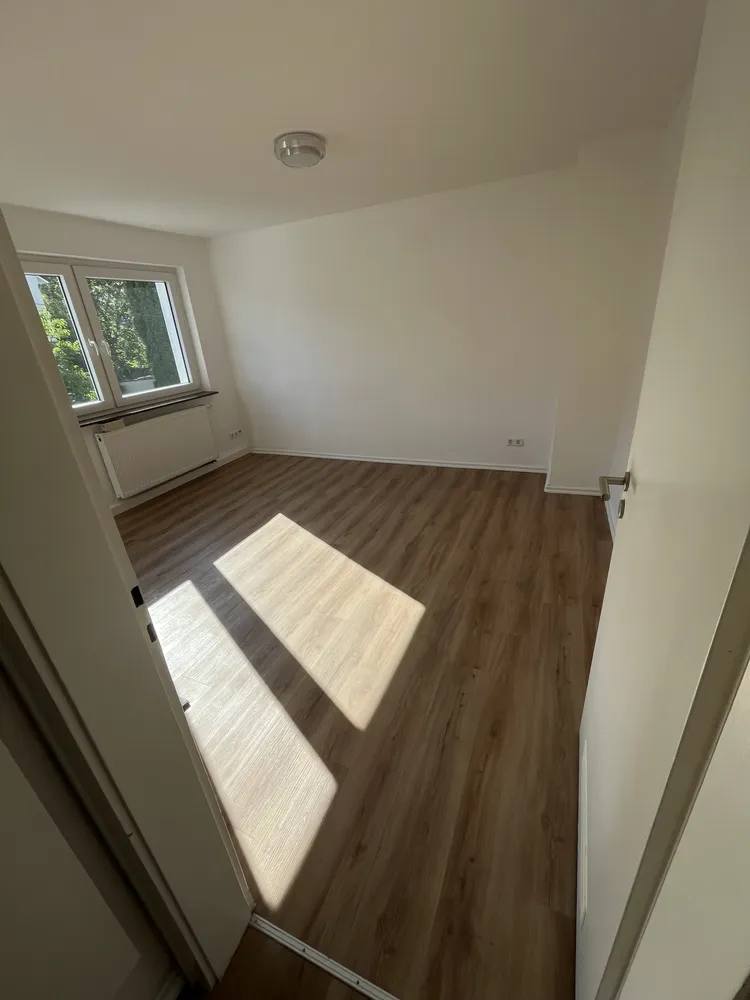 1 room apartment with 24 m² in Stuttgart – Photo 1