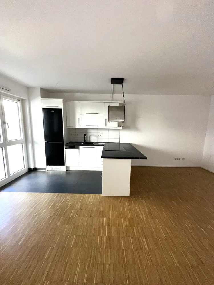 2 room apartment with 62 m² in Frankfurt am Main – Photo 1