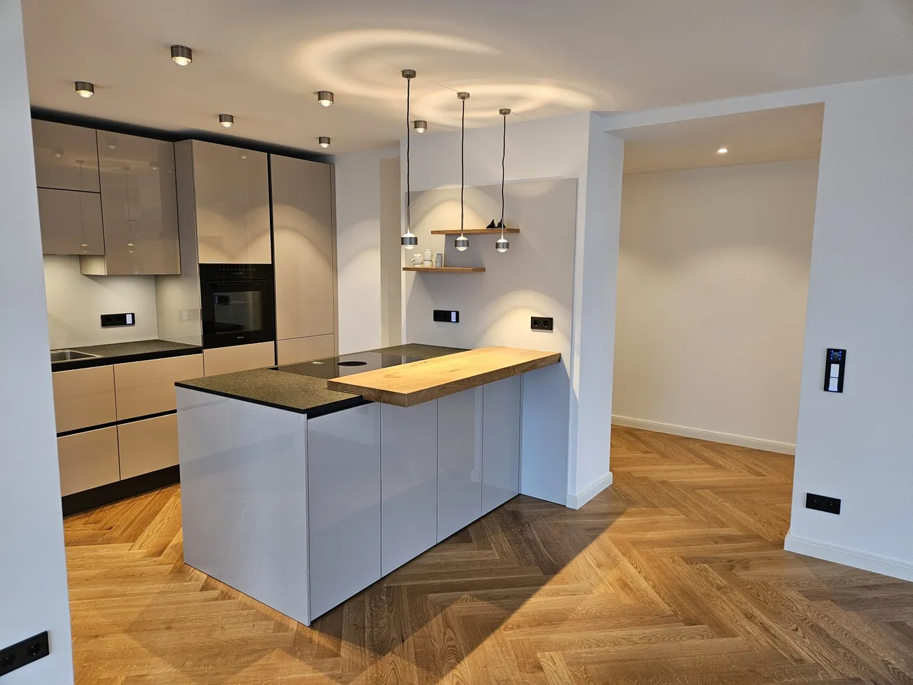3 Zimmer Wohnung mit 114 m² in München – Bild 7