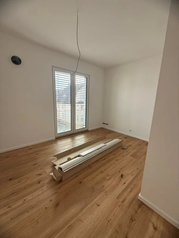 3 Zimmer Wohnung mit 104 m² in Solingen – Bild 1