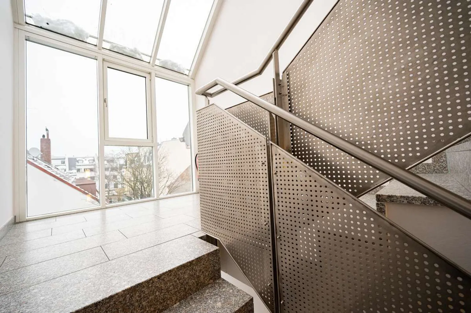 2 Zimmer Wohnung mit 66 m² in München – Bild 6