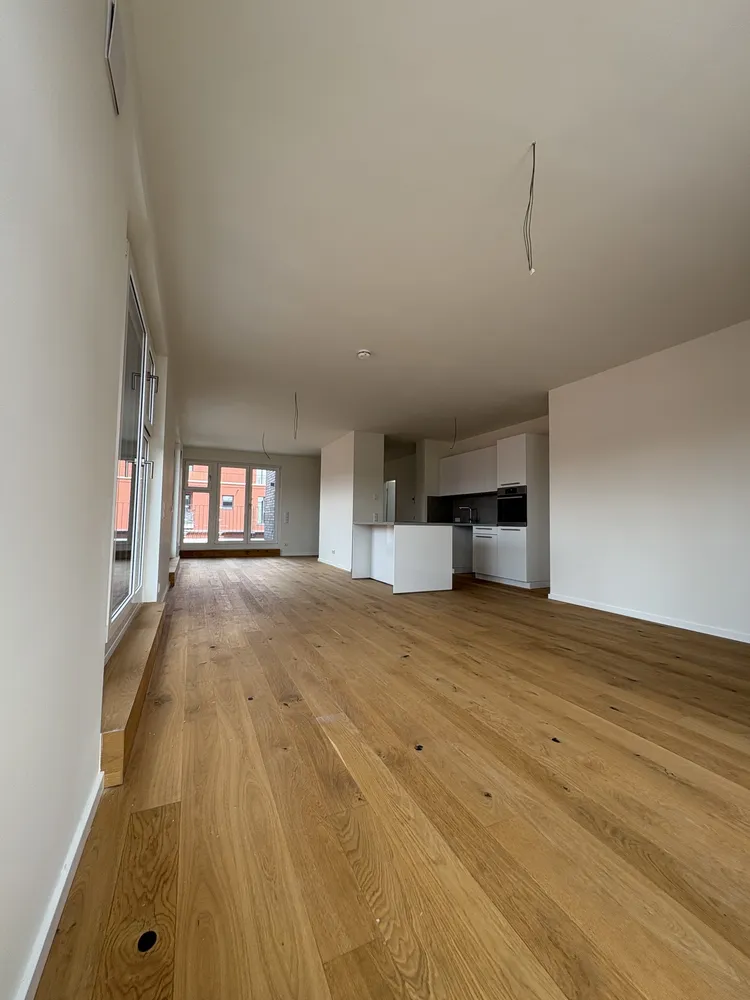 3 Zimmer Wohnung mit 128 m² in Berlin – Bild 1