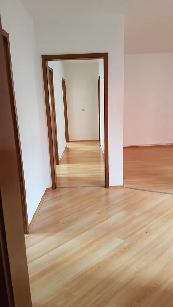 3 Zimmer Wohnung mit 90 m² in Stuttgart – Bild 2