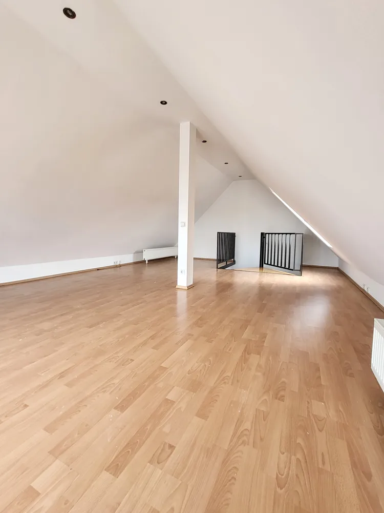 4 Zimmer Wohnung mit 110 m² in Frankfurt am Main – Bild 8