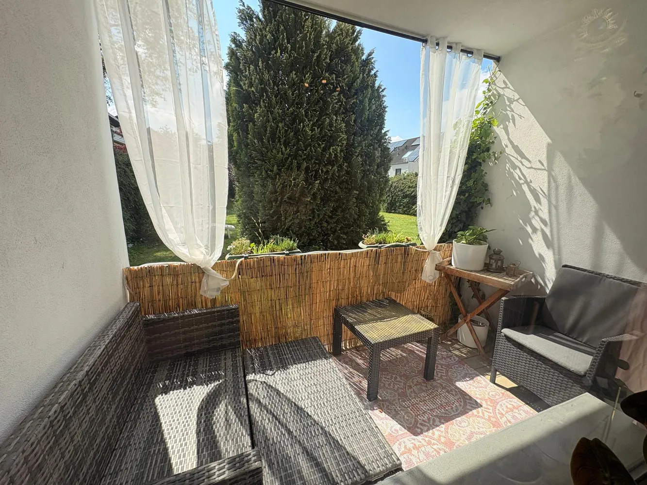 2 Zimmer Wohnung mit 68 m² in Köln – Bild 2