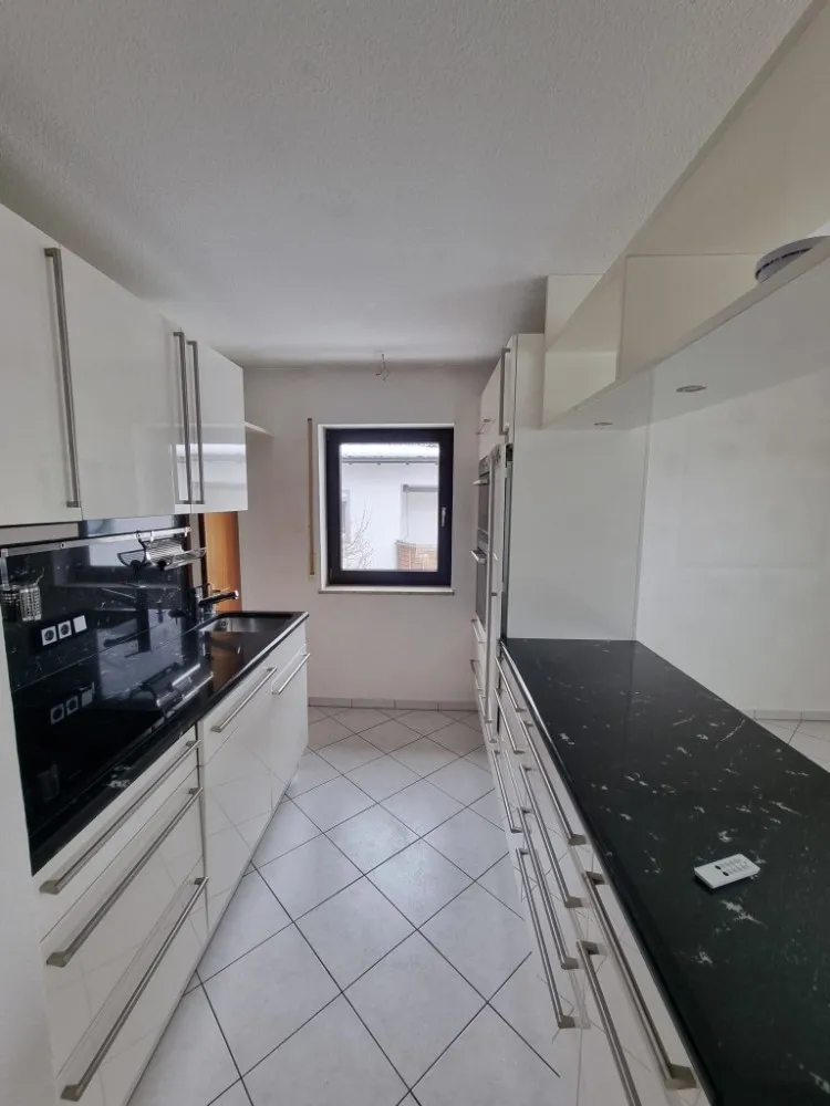 3 Zimmer Wohnung mit 110 m² in Fürth – Bild 4