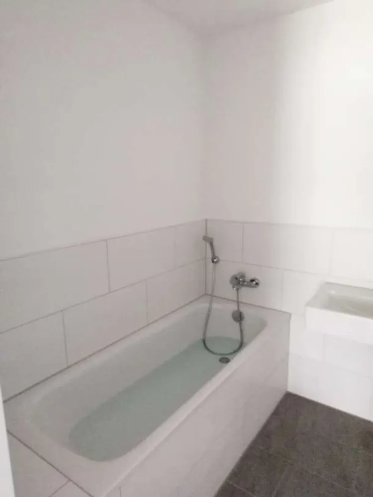 2 room apartment with 60 m² in Dortmund – Photo 3