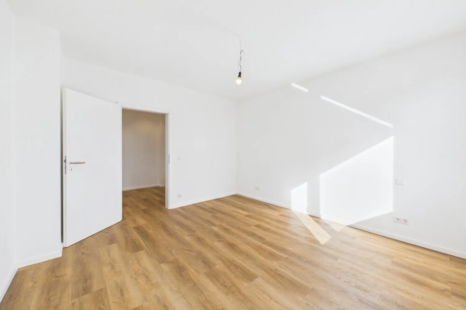 2 Zimmer Wohnung mit 65 m² in Düsseldorf – Bild 8