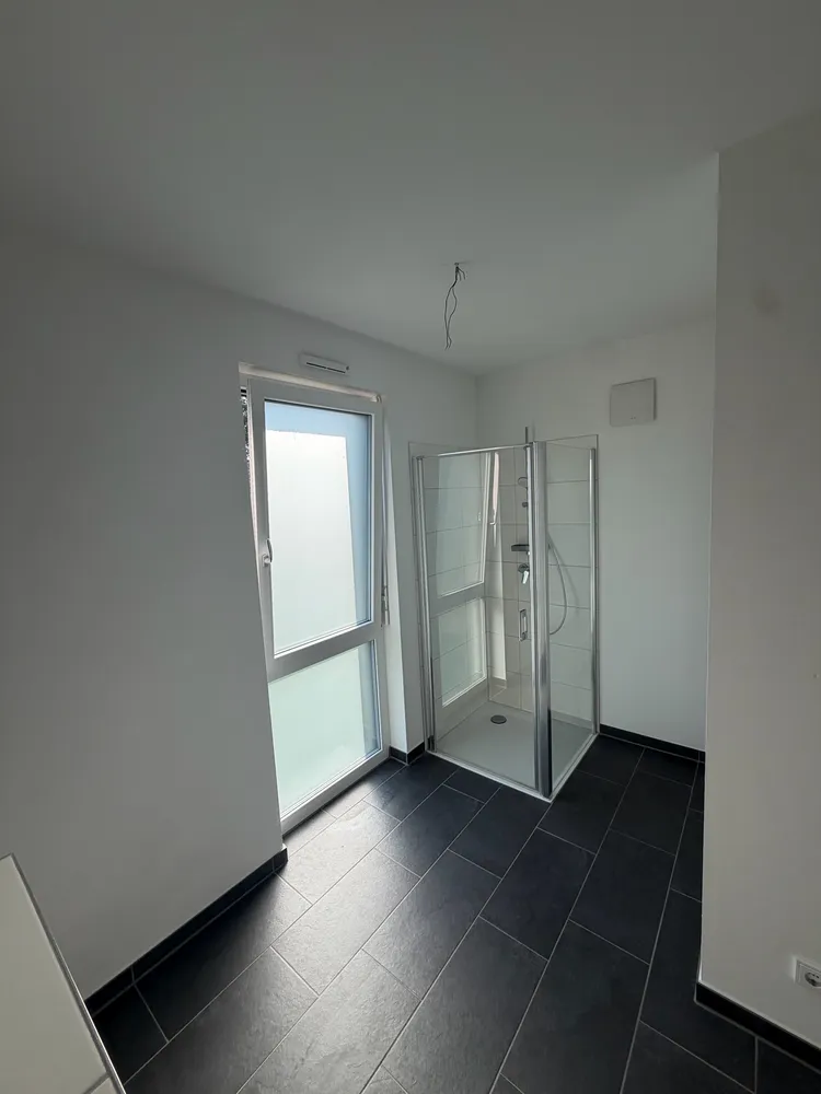 2 Zimmer Wohnung mit 74 m² in Bonn – Bild 6