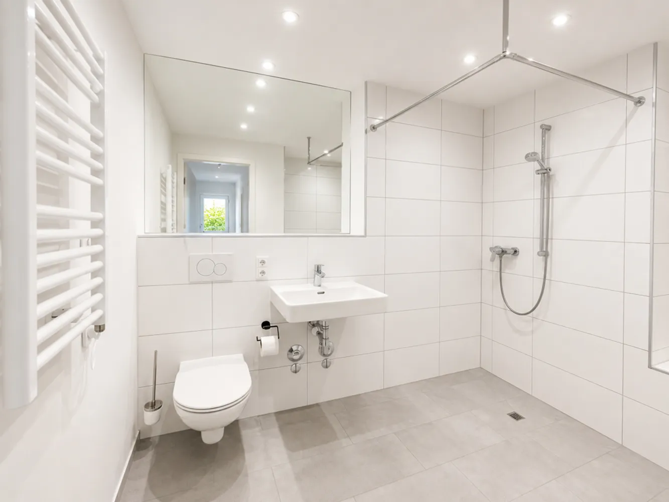 4 room apartment with 100 m² in Duisburg – Photo 3