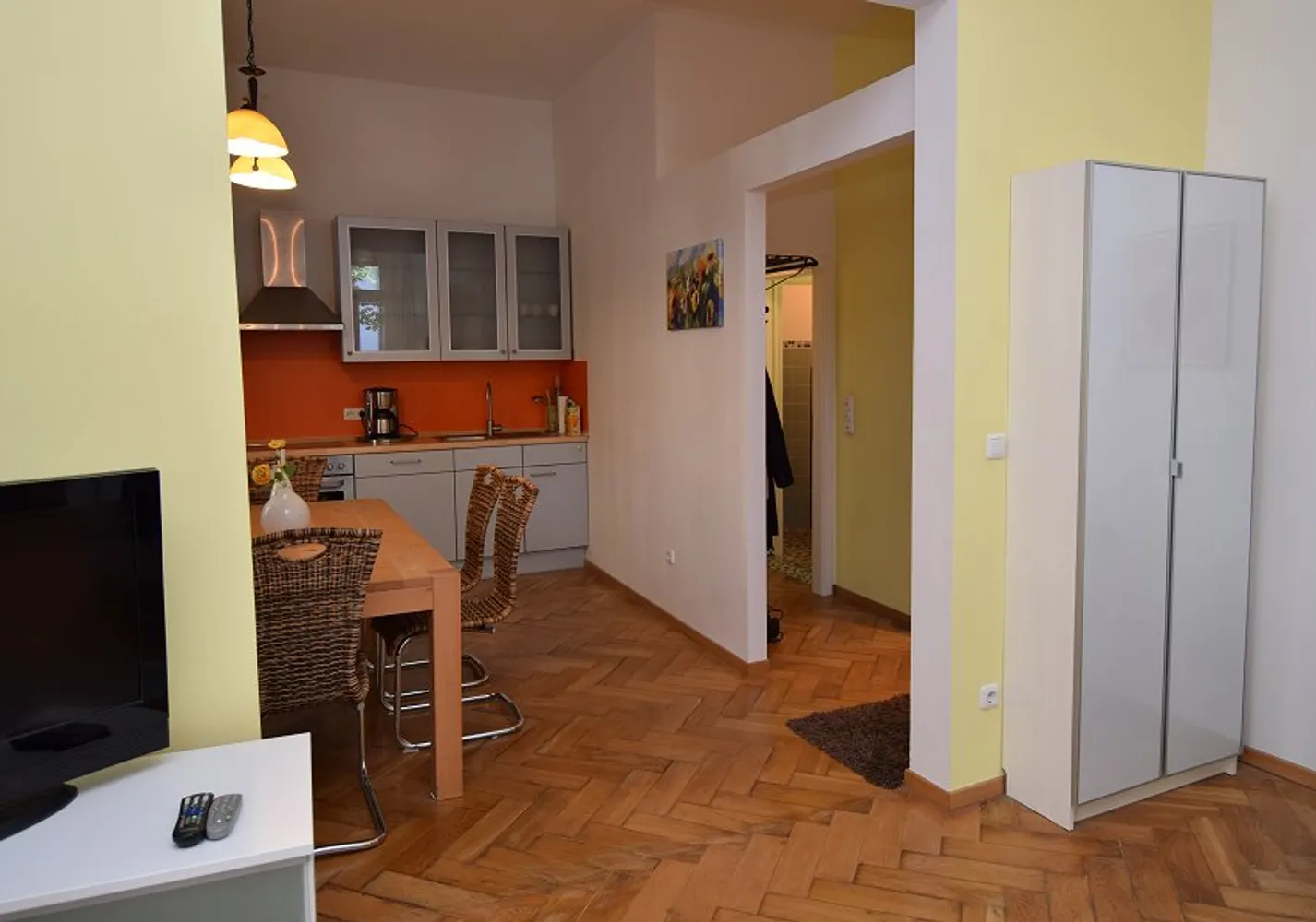 2 room apartment with 62 m² in Frankfurt am Main – Photo 6
