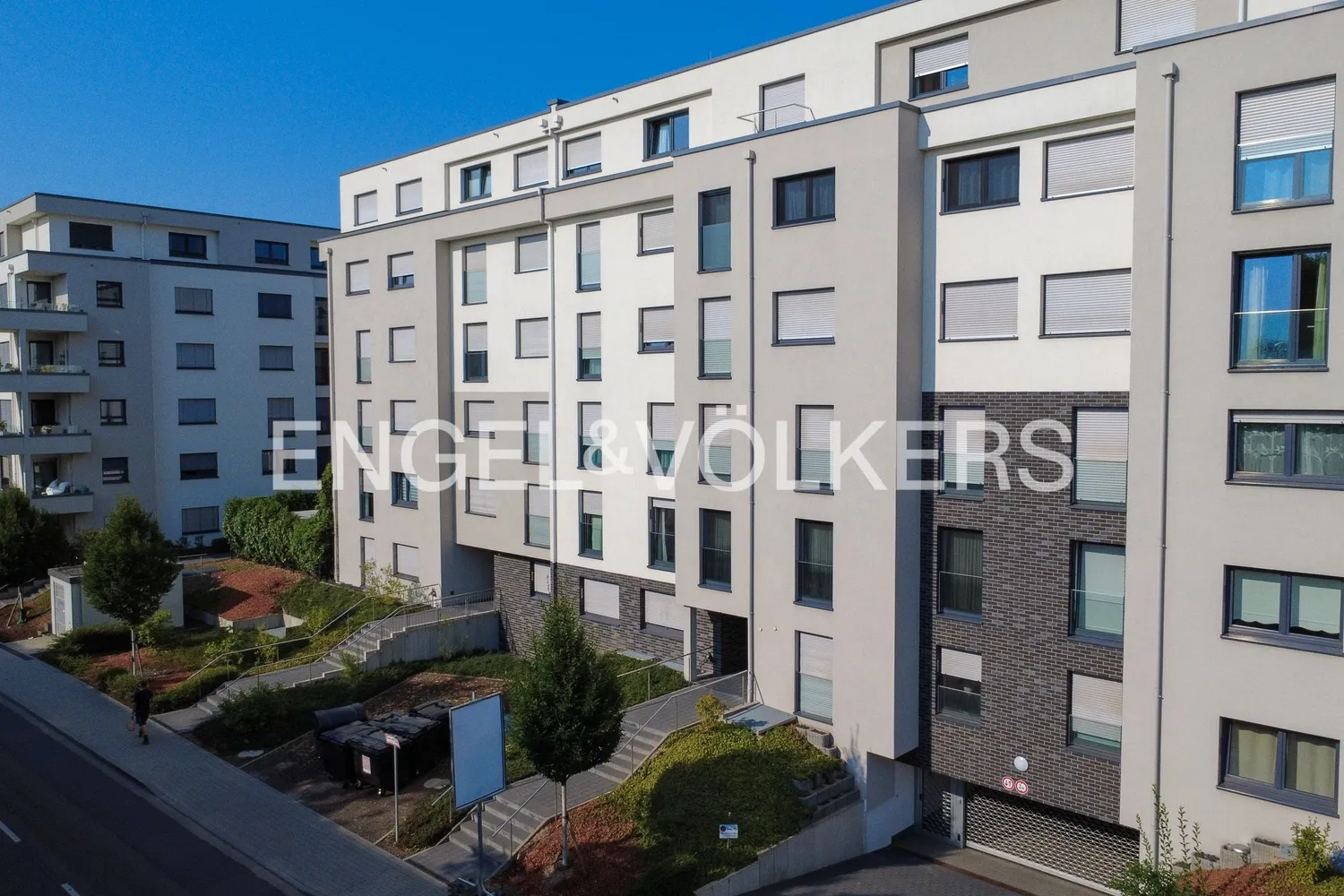 3 Zimmer Wohnung mit 89 m² in Wiesbaden – Bild 1
