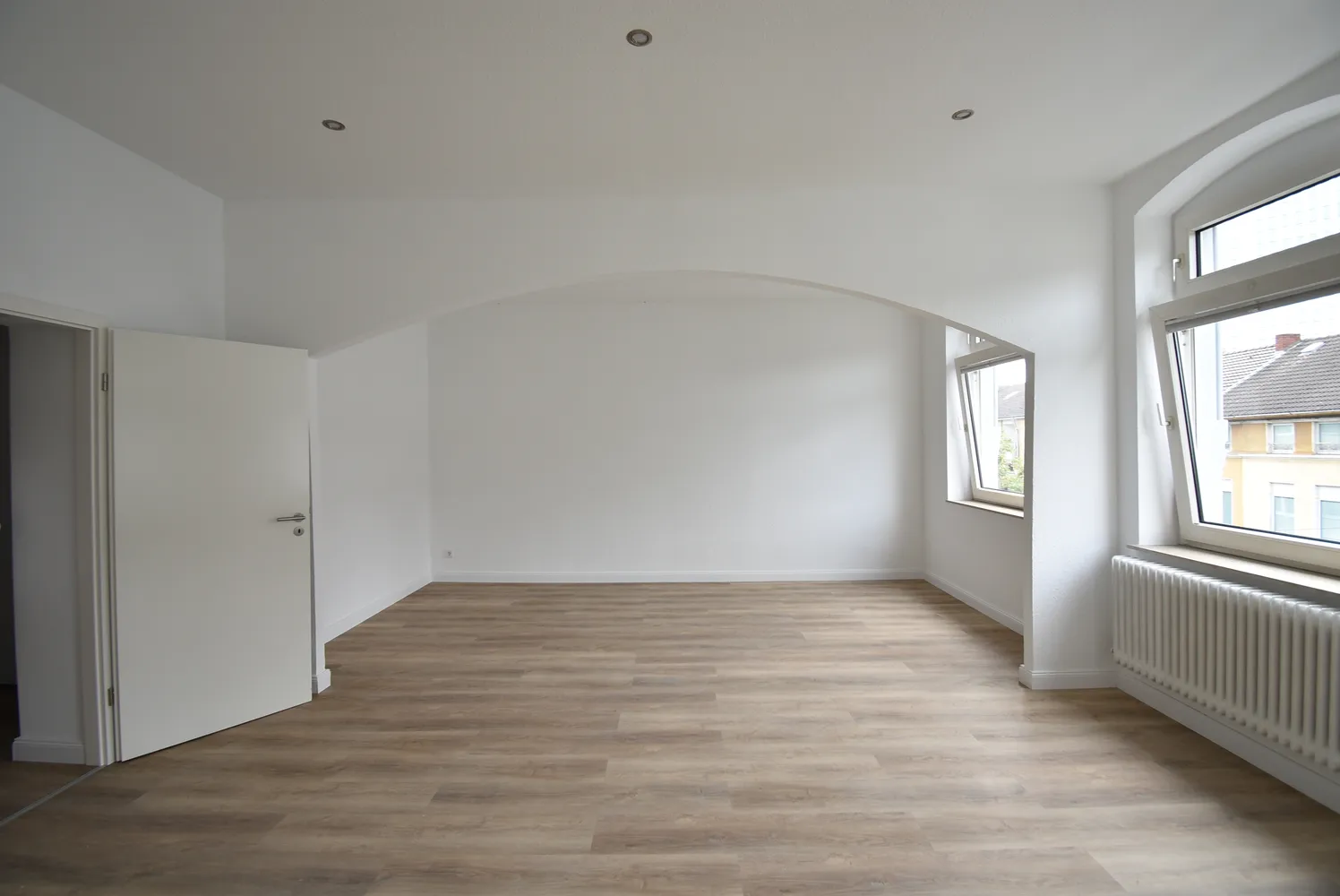 2 Zimmer Wohnung mit 98 m² in Düsseldorf – Bild 5